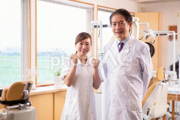 医師と看護師 歯医者,看護師,歯科助手の写真素材
