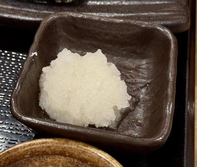 定食の付け合わせの大根おろし 定食の付け合わせの大根おろし 大根おろし,白い,すりおろしの写真素材