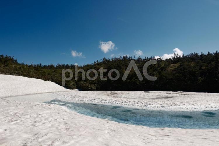 ドラゴンアイ　八幡平の春　高原登山の風景 ドラゴンアイ,八幡平,八幡平市の写真素材
