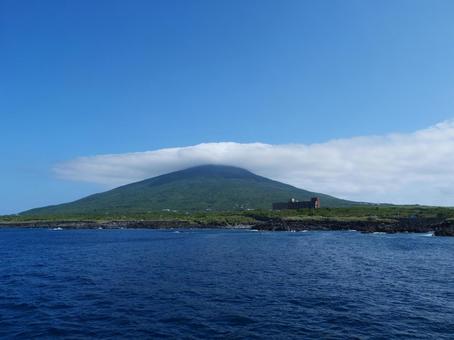 八丈島の遠景 八丈島の遠景 八丈島,八丈小島,八丈の写真素材