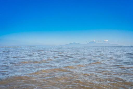 熊本県　宇土市　長部田海床路の風景 長部田海床路,宇土,海中道路の写真素材