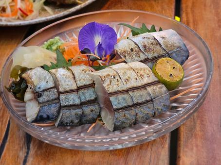 カンボジアで食べるおいしいシメサバ カンボジアで食べるおいしいシメサバ シメサバ,鯖,しめ鯖の写真素材