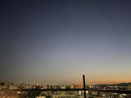 日の沈む京都の街 夕焼け,放課後,夕日の写真素材