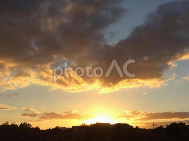 ヨーロッパ　ベルギー　夕焼け 夕陽,夕暮れ,ヨーロッパの写真素材