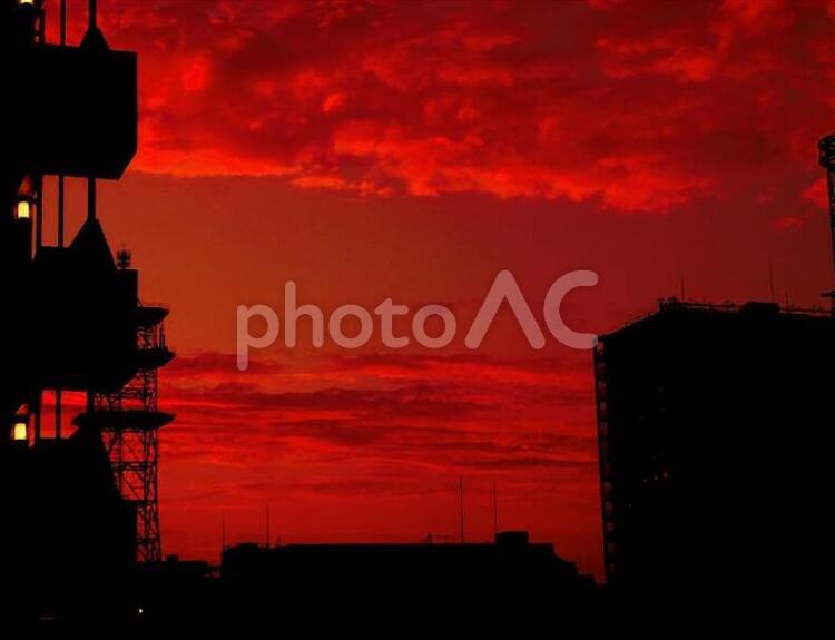 夕暮れ 夕焼け,赤,空の写真素材