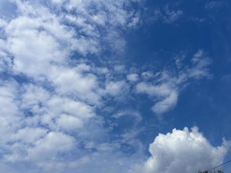 【風景写真】夏空 【風景写真】夏空 夏空,空,雲の写真素材