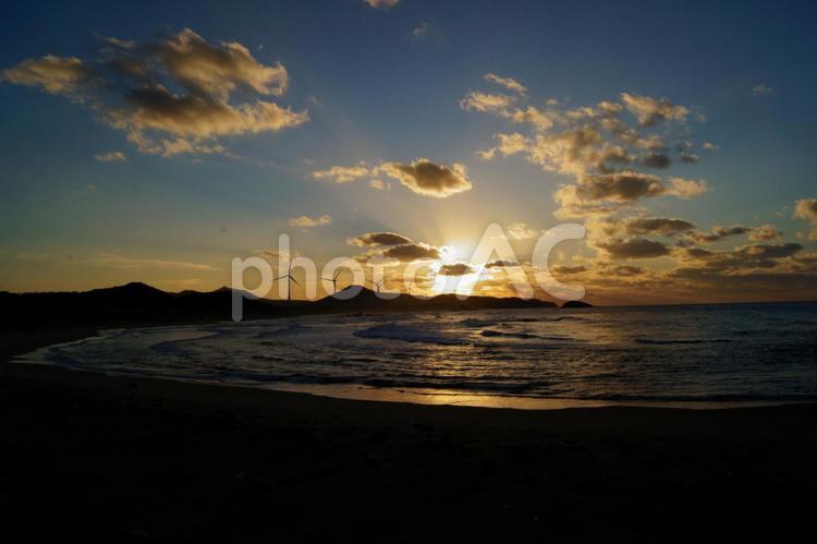 海のように広く空のように高い 夕陽,海,空の写真素材