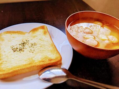 パンとスープ パンとスープの写真