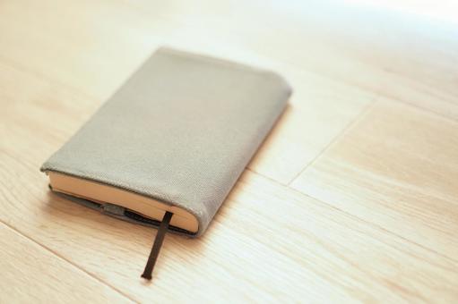 本 本,文庫本,ブックカバーの写真素材