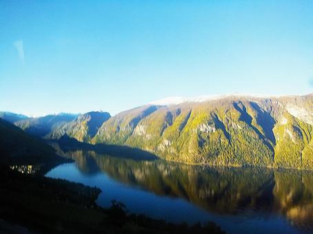 フィヨルドの景観(ノルウェー) フィヨルドの景観(ノルウェー)の写真