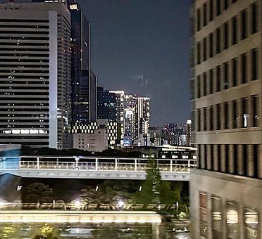 夜のゆりかもめからの景色 夜のゆりかもめからの景色 街,キラキラ,ネオンの写真素材