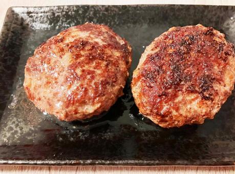 手作りのハンバーグ 手作りのハンバーグ ハンバーグ,手作りハンバーグ,ハンバーグステーキの写真素材
