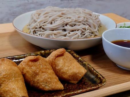 Inari sushi and zaru soba set, JPG Inari sushi and zaru soba set, JPG