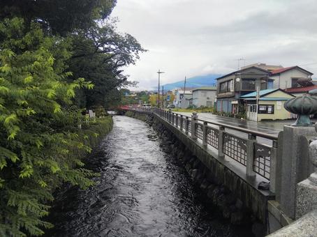 小川がある風景 小川がある風景の写真