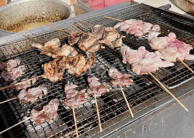 スズメとウズラの焼鳥 焼鳥,焼き鳥,スズメの写真素材