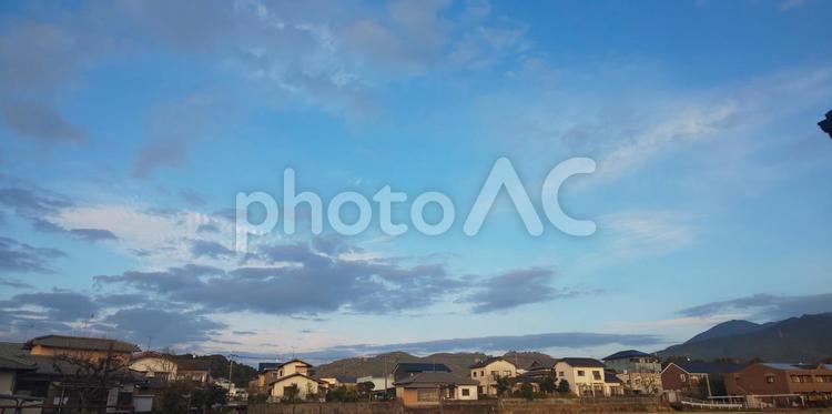 空-須惠町 植木 空,夕方,住宅の写真素材