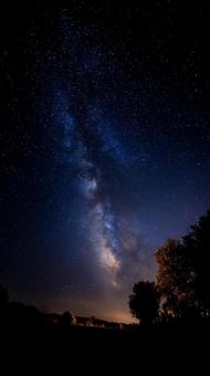 暗闇に浮かぶ星々 暗闇に浮かぶ星々の写真