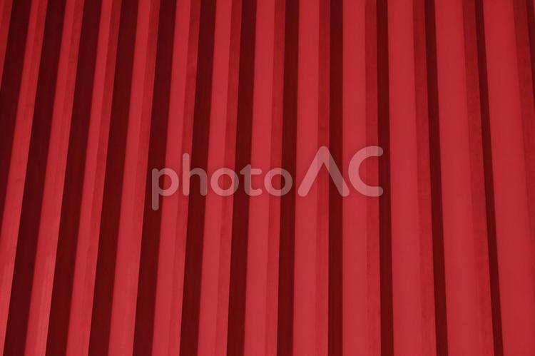 赤い壁と柱の抽象空間 壁,柱,赤の写真素材