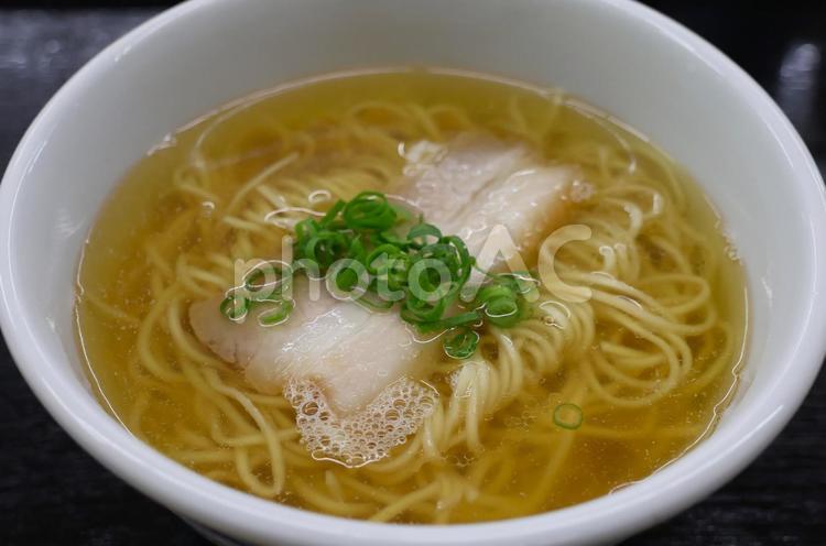 さぬきうどん店のいりこラーメン いりこ,スープ,ラーメンの写真素材