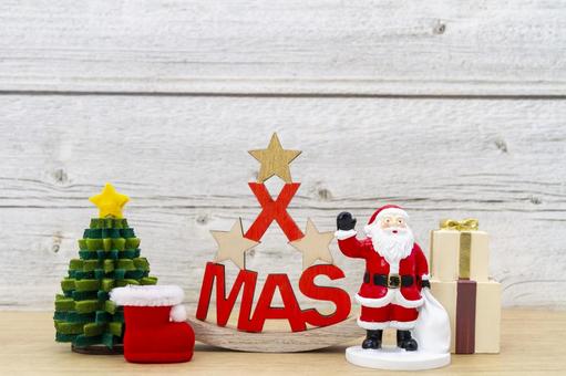 クリスマスの飾りとサンタクロースの置物 クリスマス,サンタクロース,サンタの写真素材