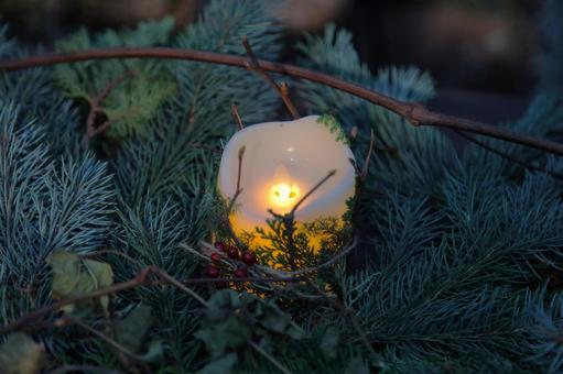 あかりーろうそくのあかり あかり,灯り,ろうそくの写真素材