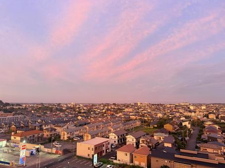 夕焼けの町並み 夕焼けの町並み 夕焼け,雲,空の写真素材