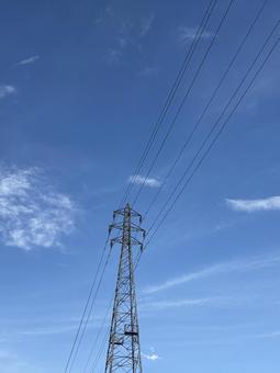 鉄塔のある風景 01 鉄塔,電線,送電線の写真素材