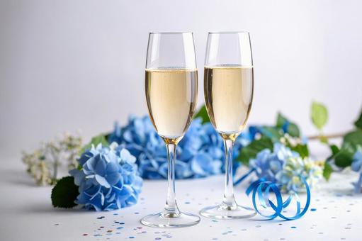 華やかなパーティーとシャンパンイメージ 華やかなパーティーとシャンパンイメージの写真