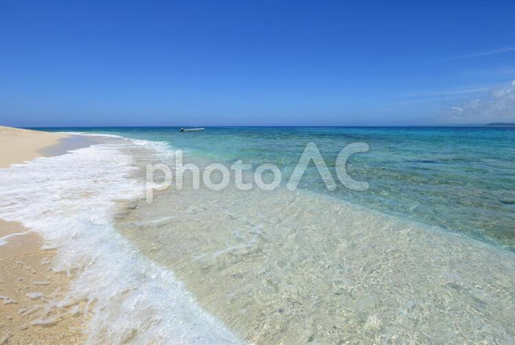沖縄の美しいビーチ 沖縄,海,自然の写真素材