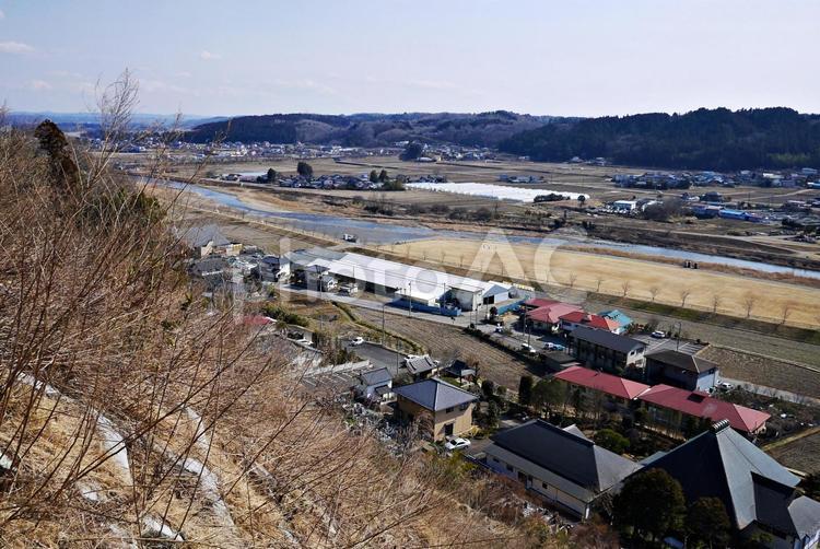 山上の公園から見おろす田舎町と田園 田舎町,町,田園の写真素材