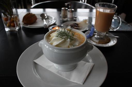 カニのスープのクリームのせ クリームスープ,スープ,クリームのせの写真素材