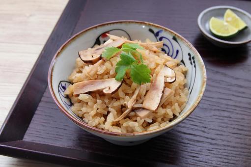 マツタケごはん マツタケごはん,松茸ごはん,まつたけごはんの写真素材
