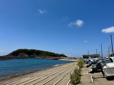 福井県東尋坊周辺雄島手前の漁村 福井県東尋坊周辺雄島手前の漁村 雄島,福井県,港町の写真素材