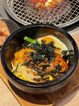 焼肉屋さんの石焼ビビンパ 焼肉屋さんの石焼ビビンパの写真