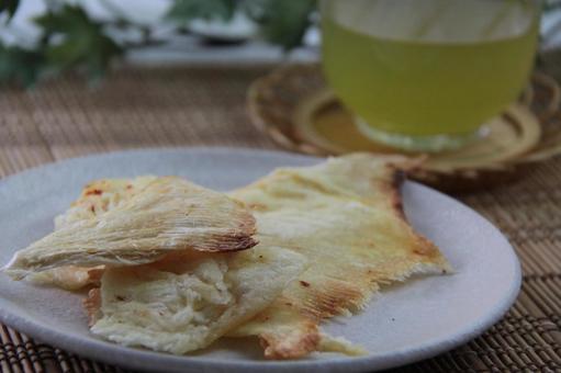 えいひれ 珍味の写真