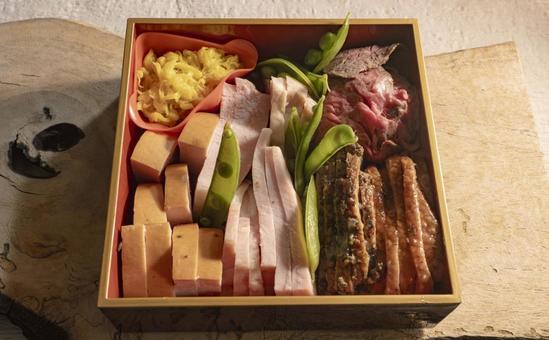 洋の重箱 ― お正月に楽しむモダンおせちの写真