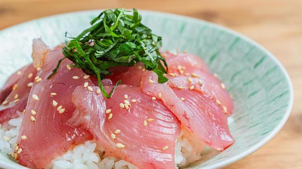マグロ丼 マグロ丼,ごはん,刺身の写真素材