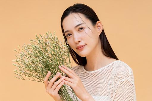 若い女性のビューティ 若い女性のビューティ スキンケア,女性,肌の写真素材