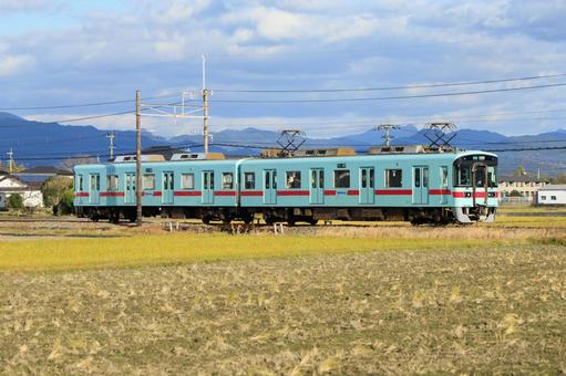 Nishitetsu 7000 series train running on the Amagi Line (Nishi-Nippon Railroad), JPG Nishitetsu 7000 series train running on the Amagi Line (Nishi-Nippon Railroad), JPG