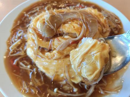 フカヒレの天津飯3 フカヒレの天津飯3の写真