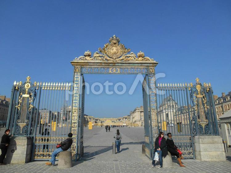 ヴェルサイユ宮殿 エントランス ヴェルサイユ宮殿,正門,フランスの写真素材