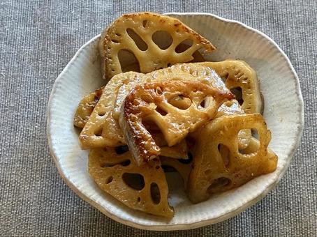 蓮根の甘辛煮 料理,蓮根,甘辛煮の写真素材