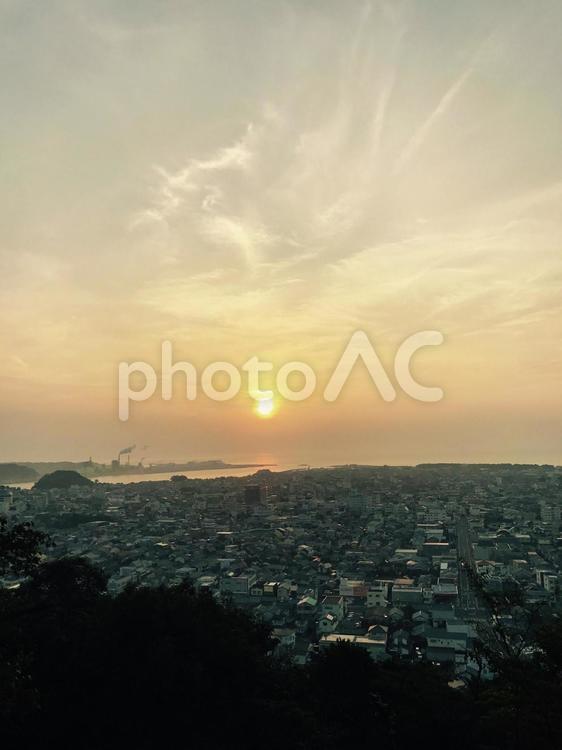 森林と朝日 森林と朝日,自然,景色の写真素材