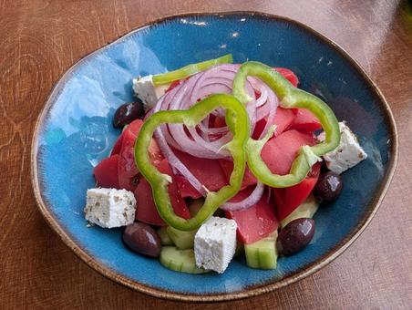 ギリシアサラダの写真