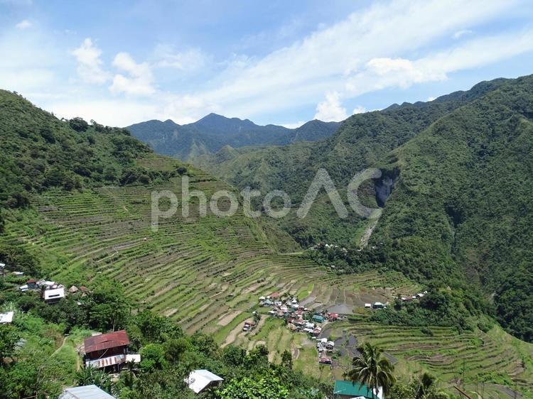フィリピンのイフガオ州バナウエ町のバタッド・ライステラス（世界遺産） フィリピン,イフガオ,バナウエの写真素材