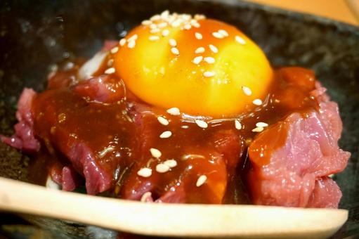 桜肉のユッケ 桜肉のユッケの写真