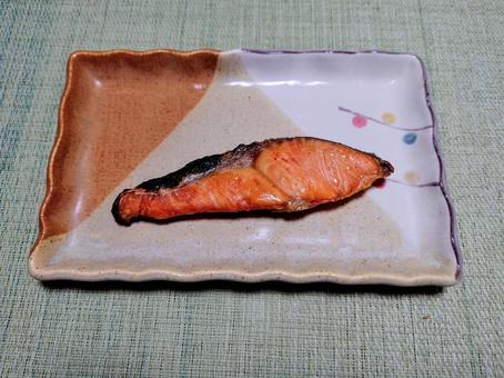 鮭の切り身 鮭の切り身 鮭,銀鮭,焼き鮭の写真素材