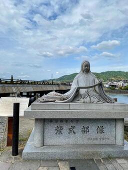紫式部像 紫式部,紫式部像,石像の写真素材