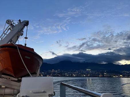 さんふらわあデッキから見た別府湾 さんふらわあデッキから見た別府湾の写真