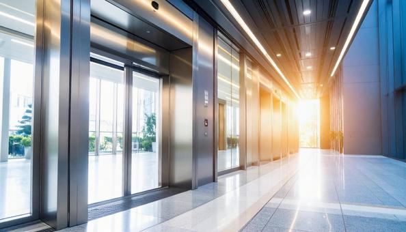 オフィスビルのエレベーターの写真